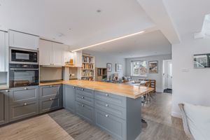 Photo 19- click for photo gallery